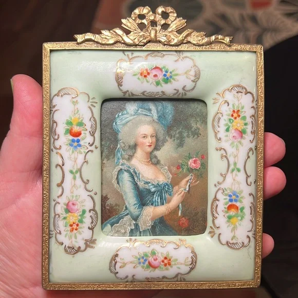 Antique French Gilt Marie Antoinette Portrait Handpainted Porcelain Wall Art - Picture 13 of 13